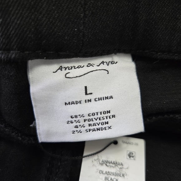Anna & Ava Black Flare Wide Leg Jeans Size Large NWT - Picture 11 of 12